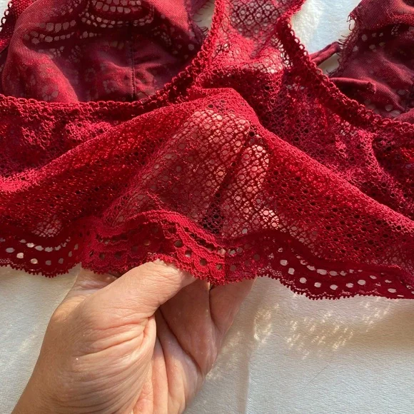 Victoria's Secret Red Lace Racerback Bralette - Picture 4 of 8
